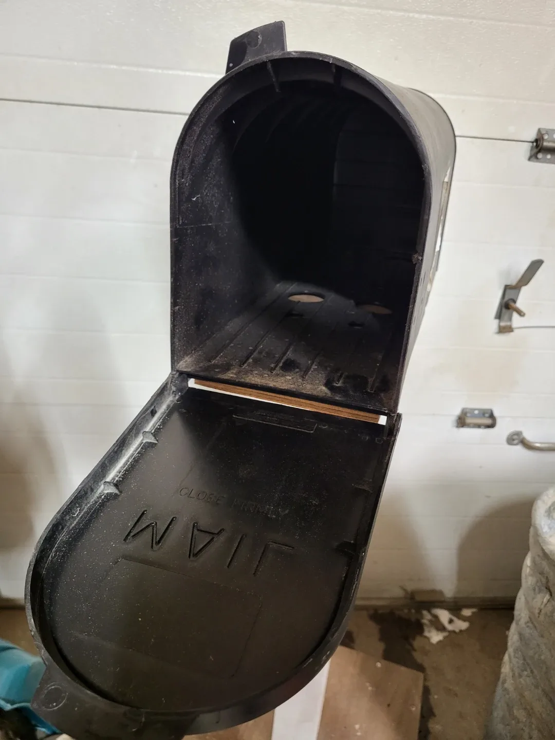 Black Mailbox with Post & Stand image indicator(3)