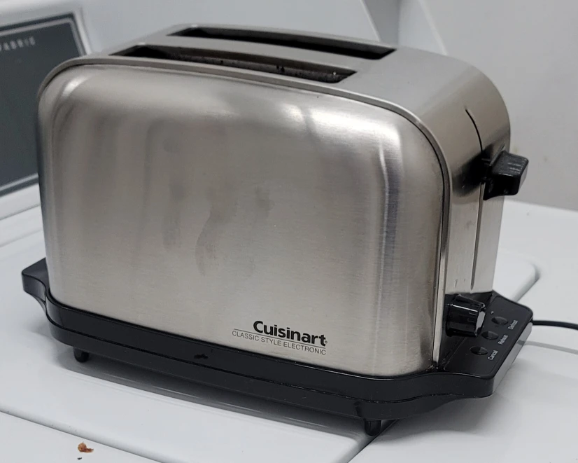 Cuisinart Classic Style Electronic Toaster - photo 2