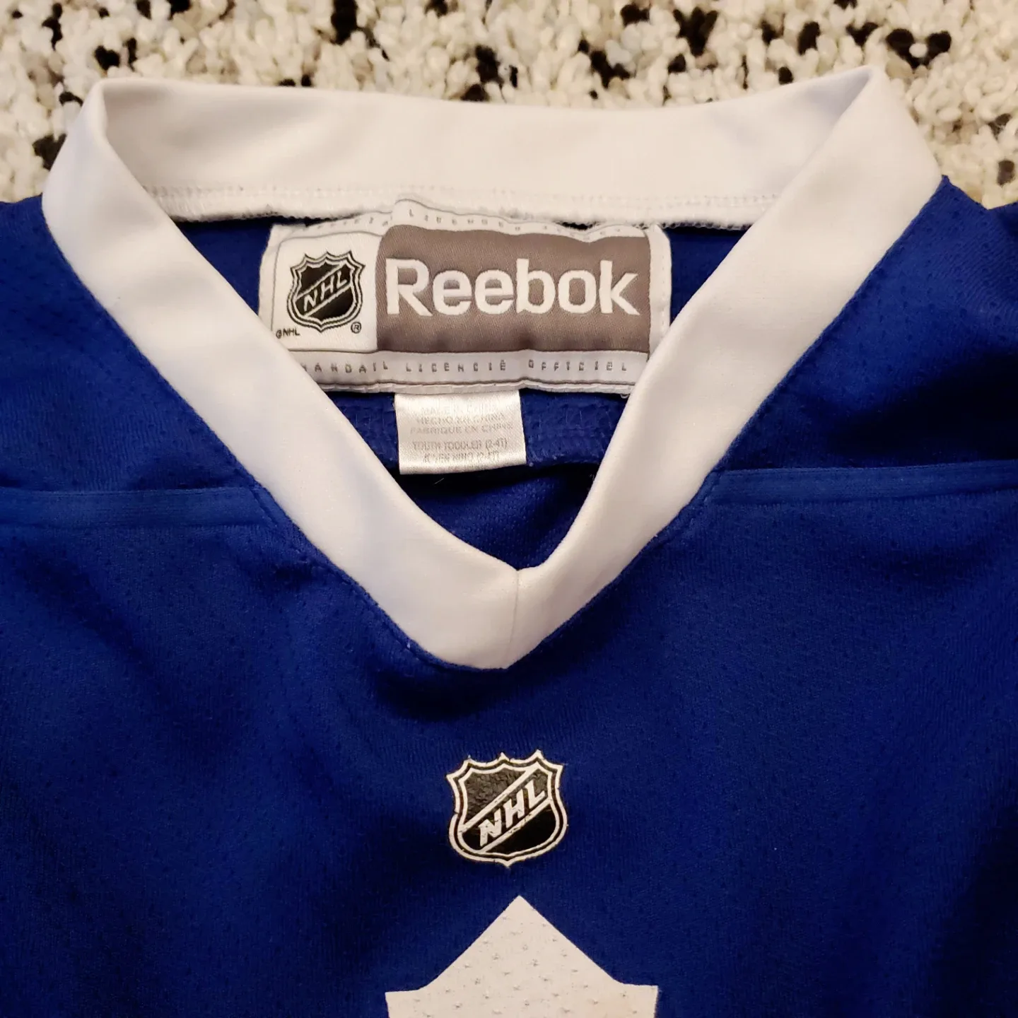 NHL Toronto Maple Leafs Jersey - Size 2-4T  #Cleanout image indicator(4)