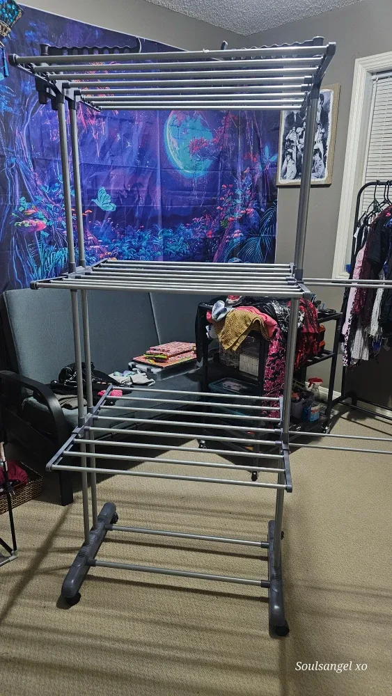Rolling Clothes Drying Rack