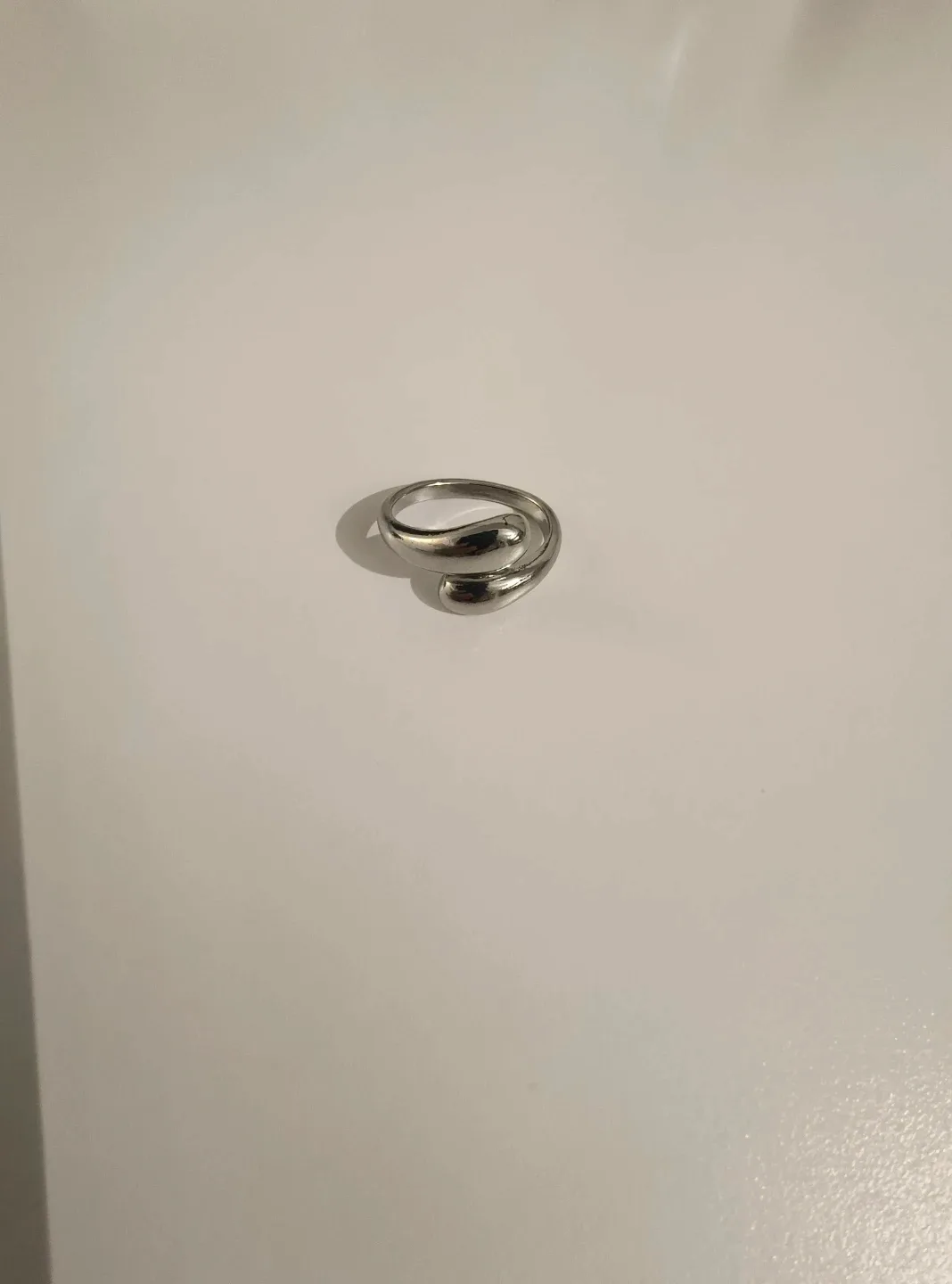 Silver Waterdrop Ring image indicator(2)