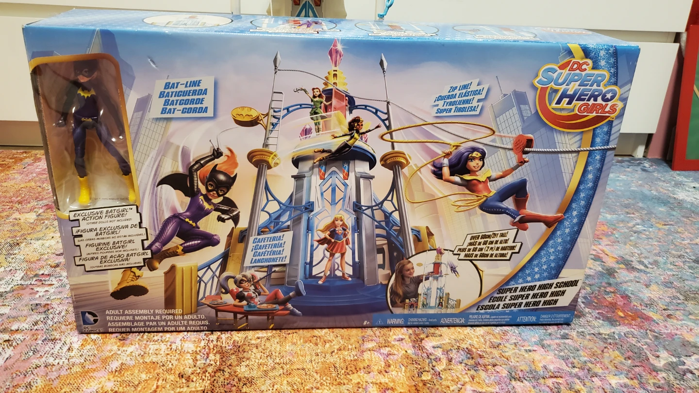 DC Super Hero Girls Super Hero High School Playset - photo 3