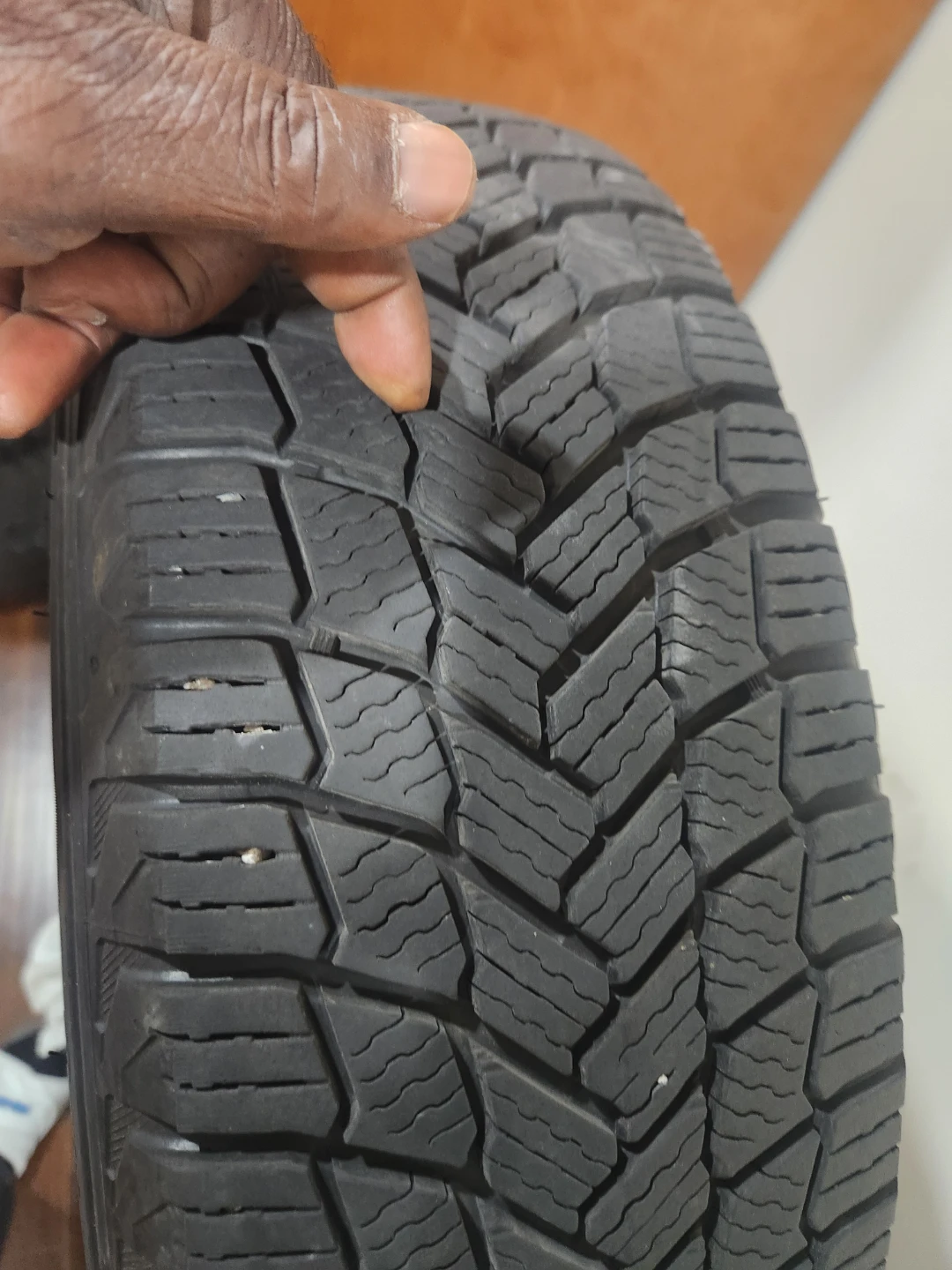 Michelin X-Ice Snow Tires 195/65R15 - photo 4