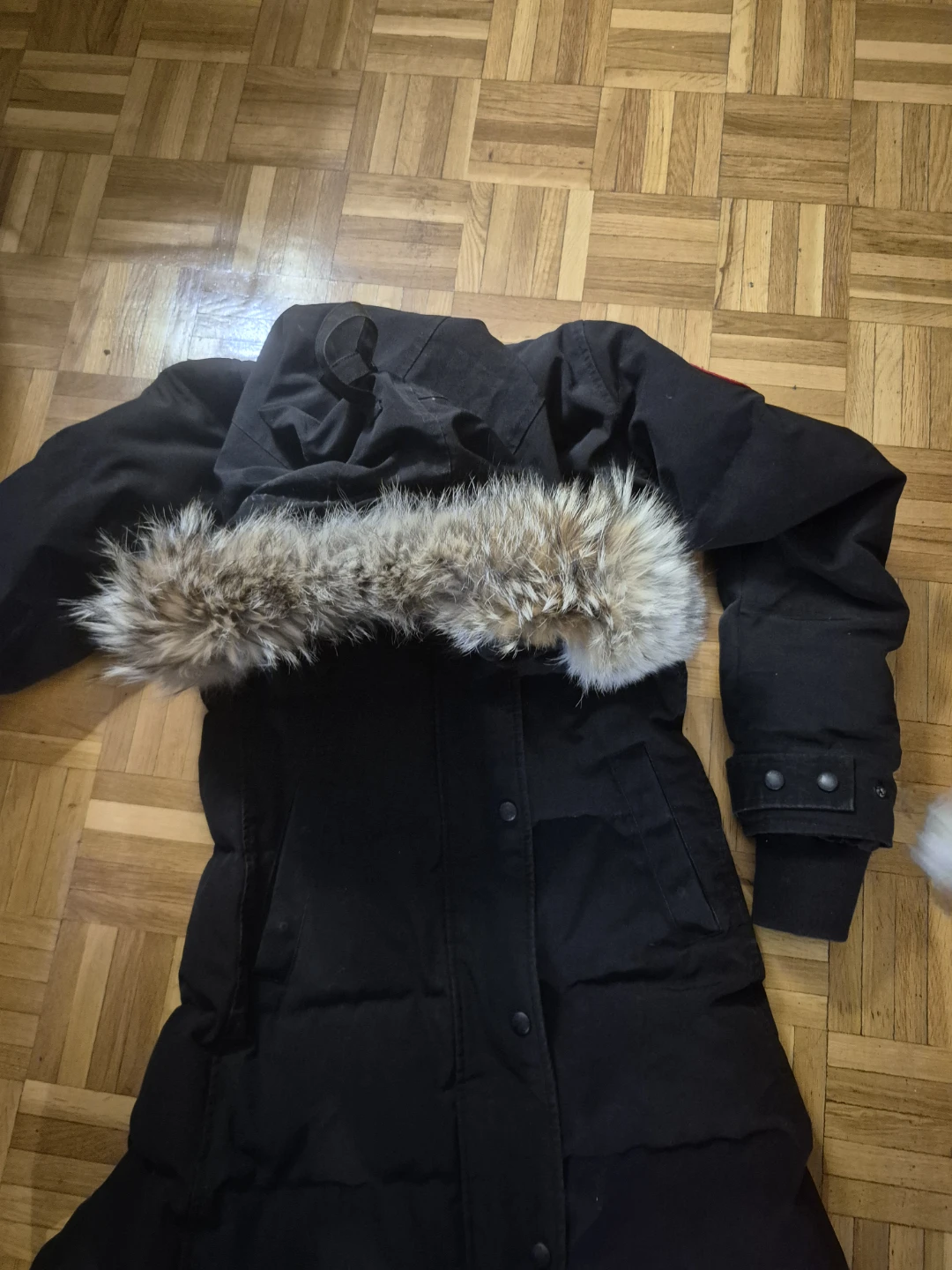 Canada Goose Down Parka - Black - Size M - photo 3