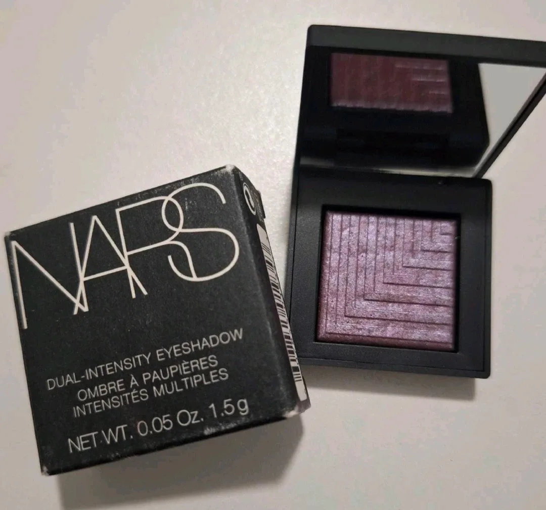NARS Dual-Intensity Eyeshadow Phoebe