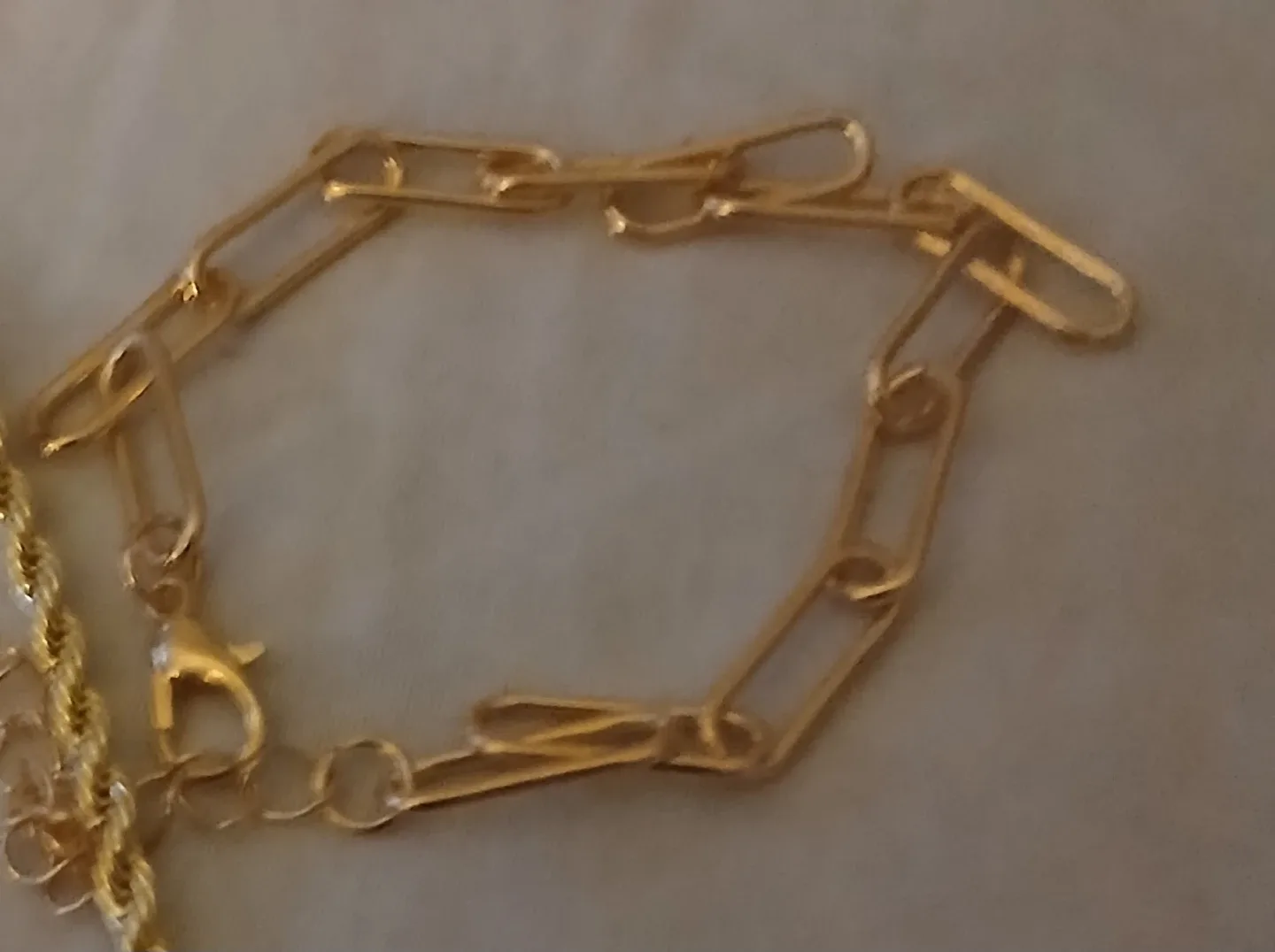 Gold-toned Necklace, Bangle & Bracelet Set image indicator(4)