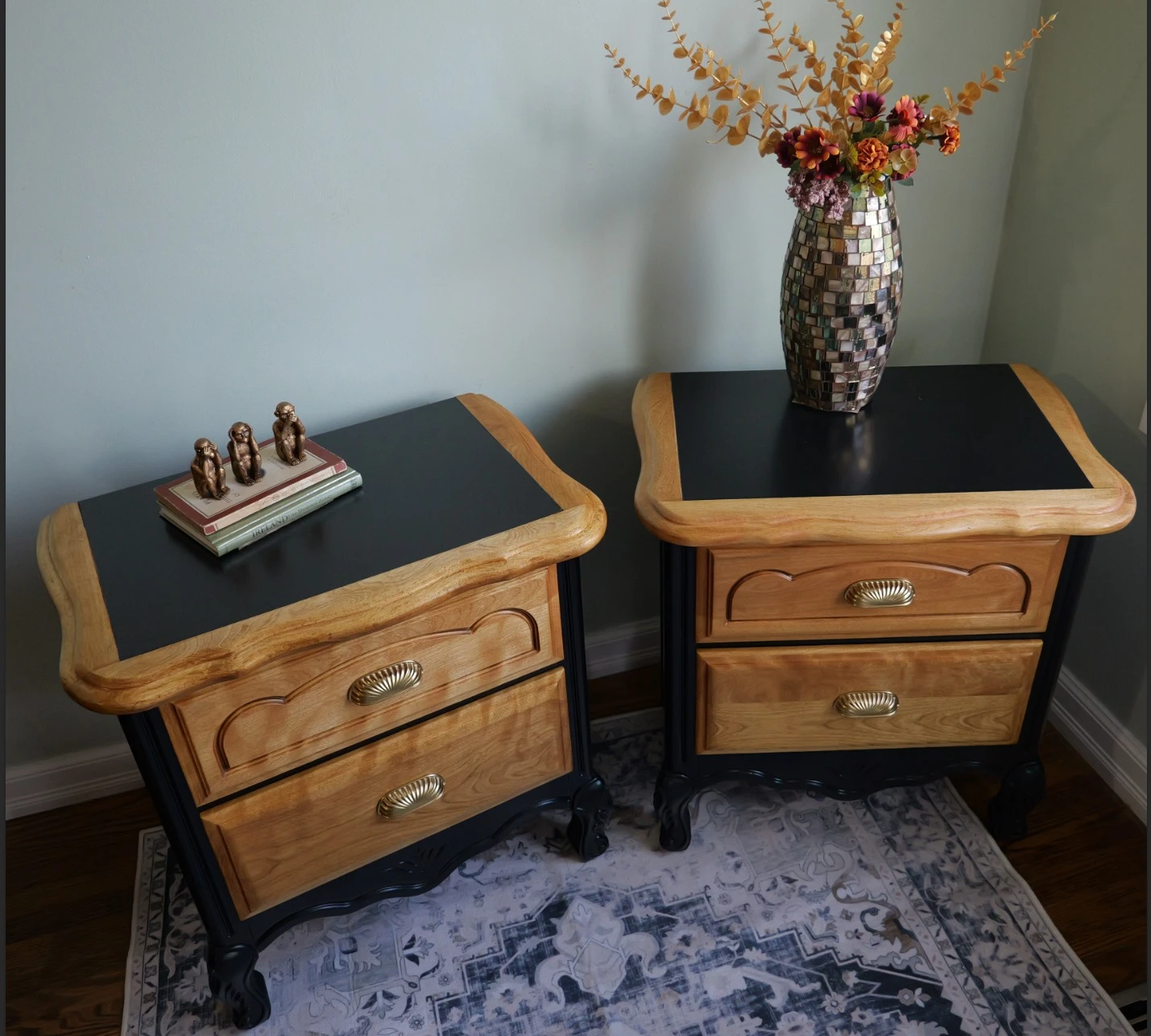 Pair of Refurbished Wood Nightstands - photo 4