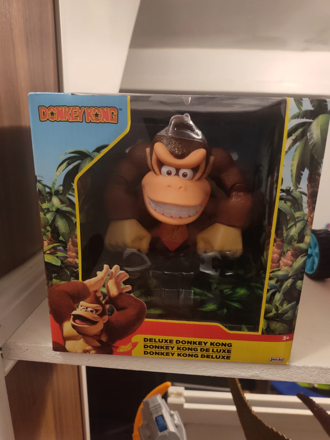 New Deluxe Donkey Kong Figure by Jakks Pacific