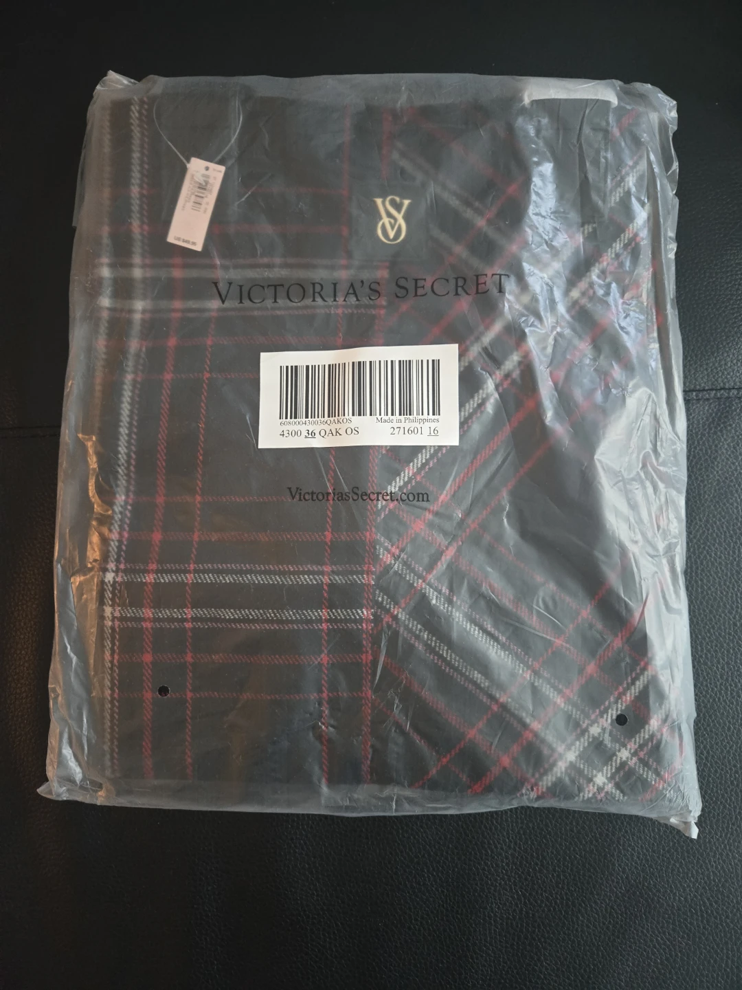 BNWT Victoria's Secret Plaid Tote Bag