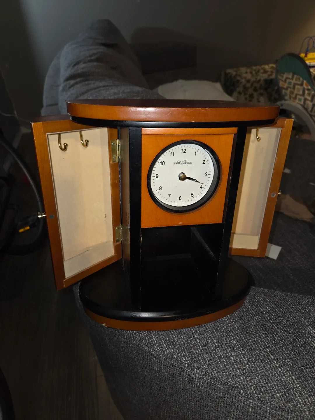 #CleanoutSeth Thomas Jewelry Box Table Clock image indicator(2)