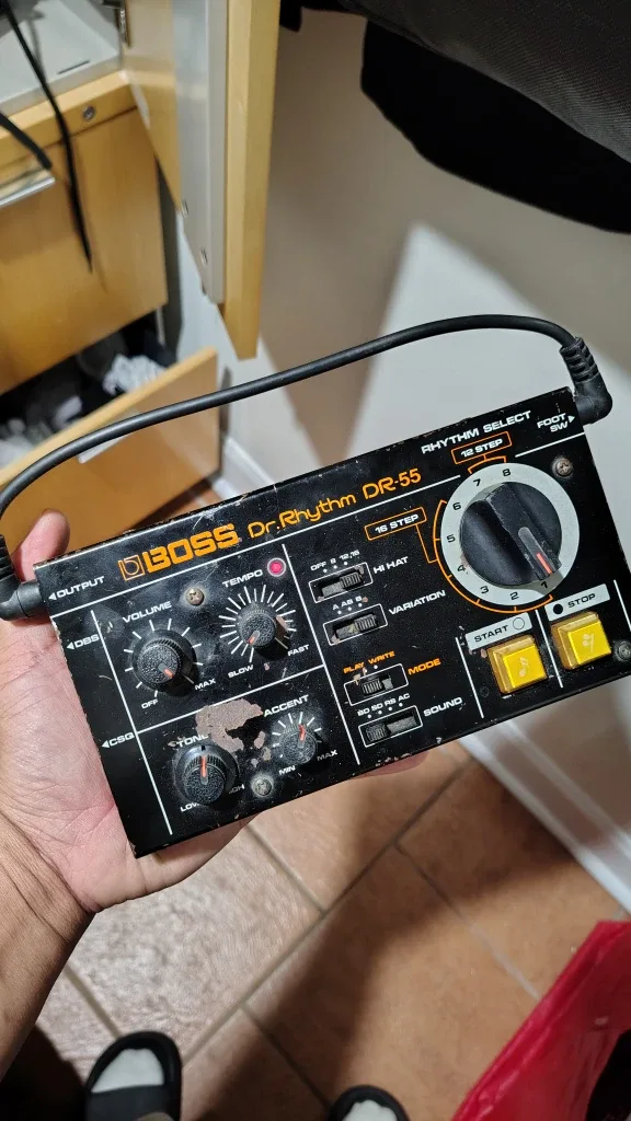 BOSS Dr. Rhythm DR-55 Drum Machine