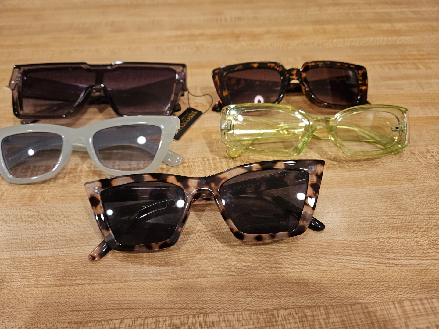 Sunglasses - photo 2