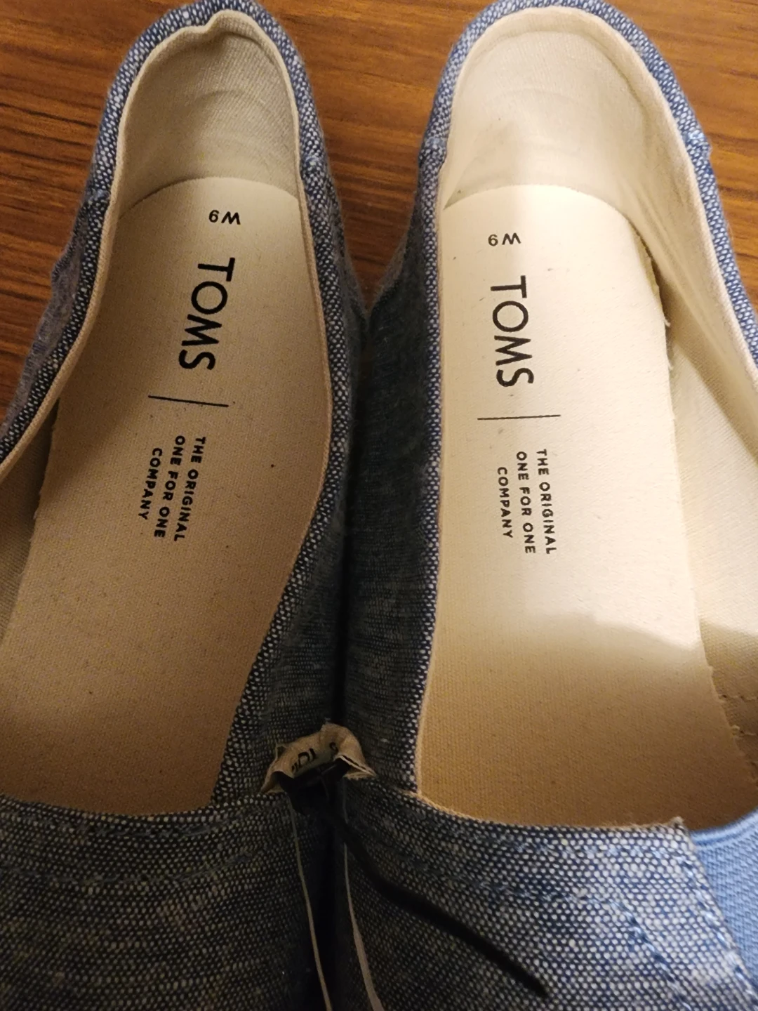 TOMS Women's Blue Chambray Flats - Size 9 - photo 4