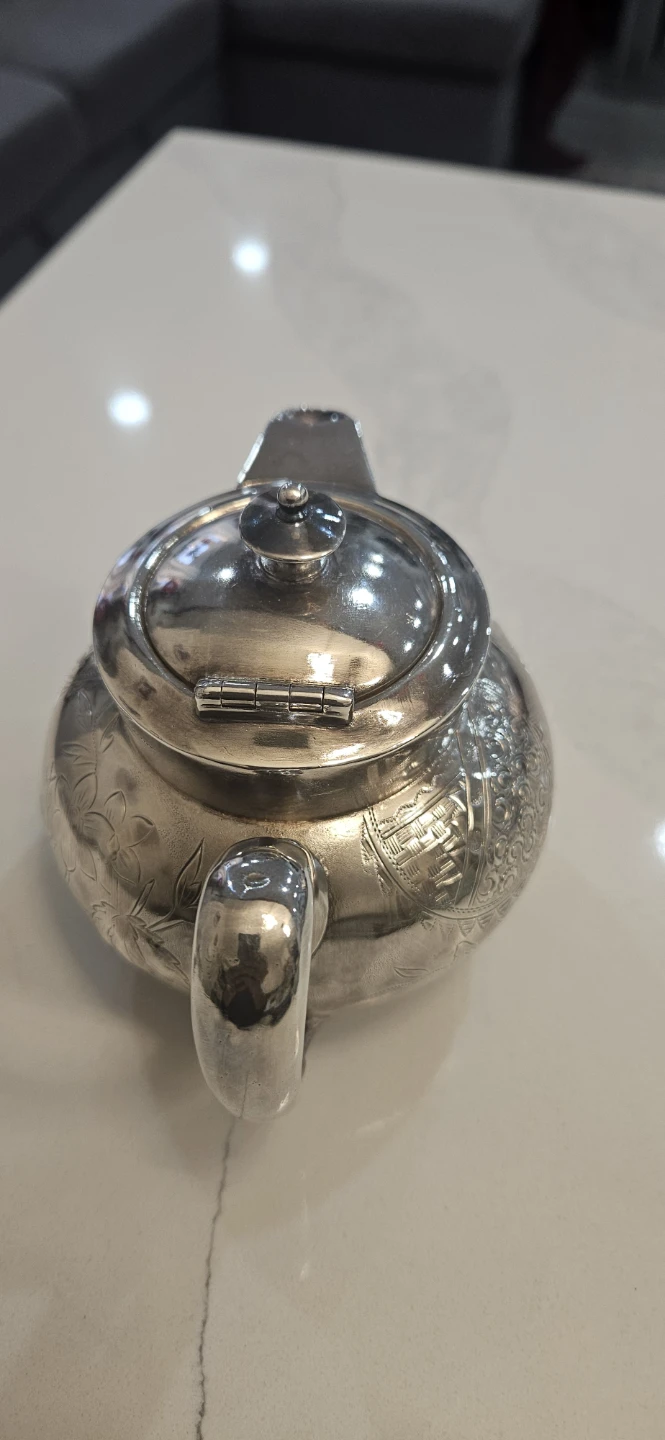 mini Vintage Hartford Silver Plate  teapot - photo 2