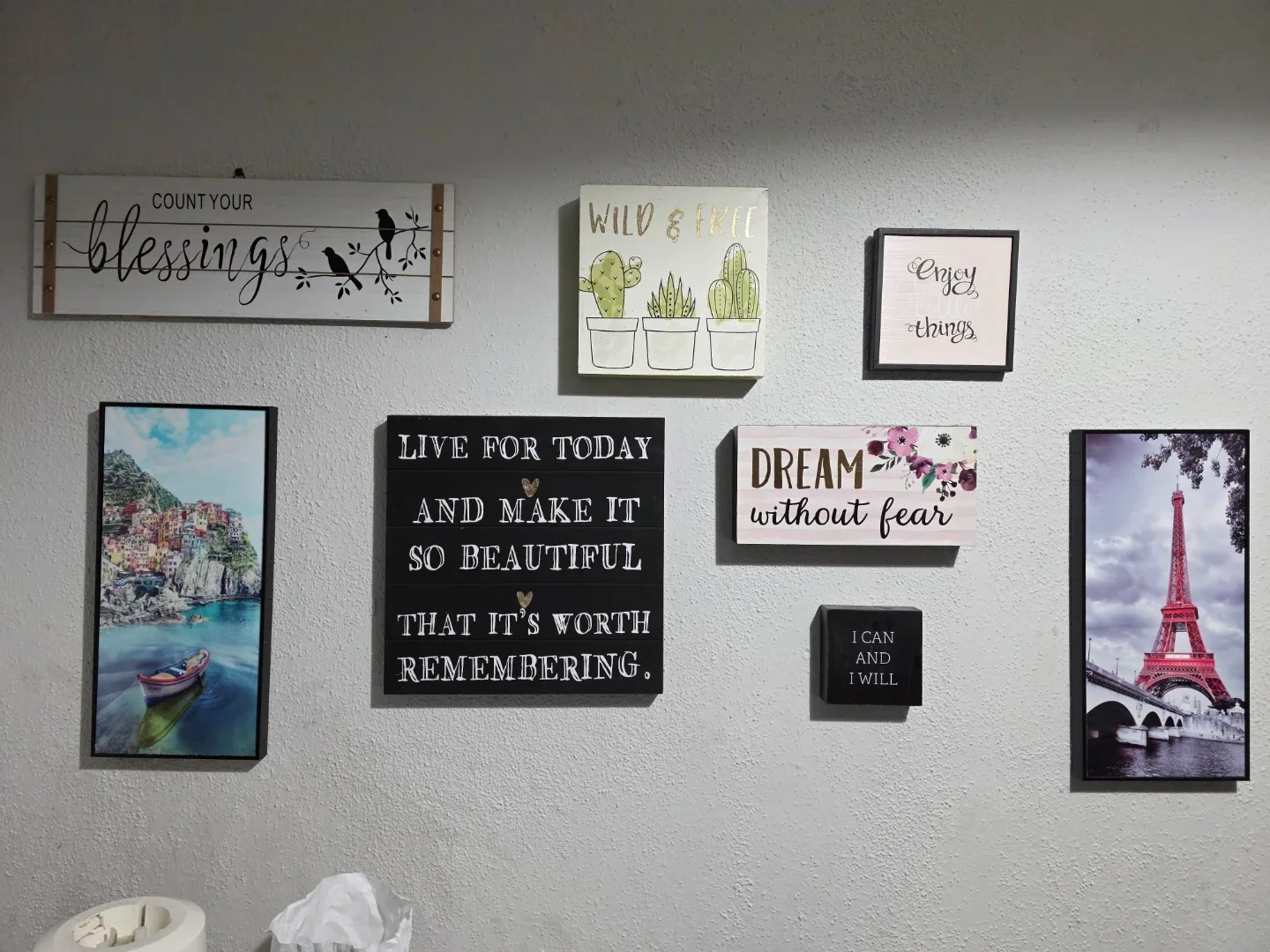 Wooden frames with Art image indicator(2)