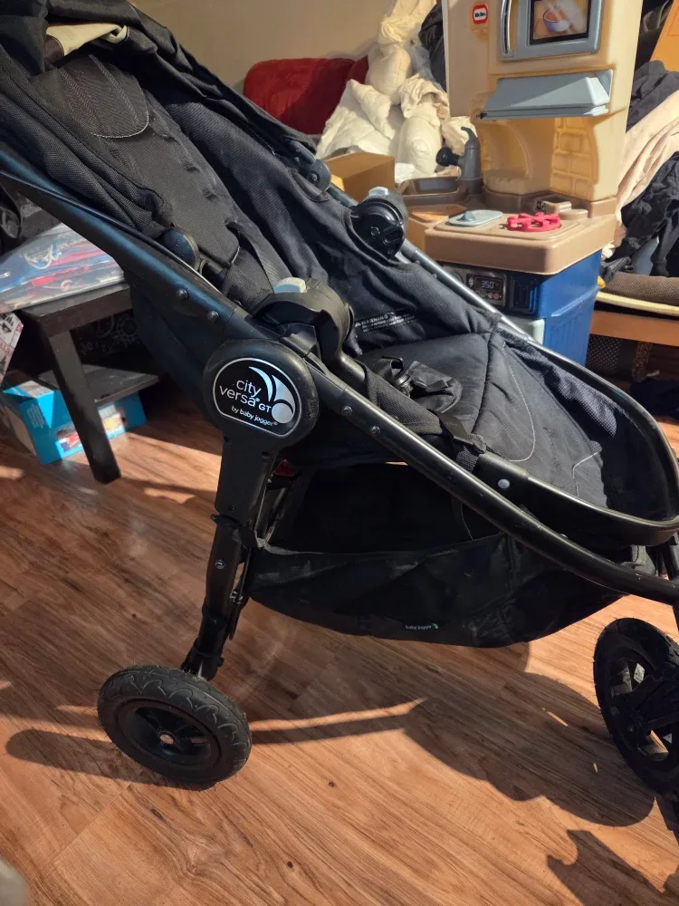 City Versa GT by Baby Jogger Stroller image indicator(2)