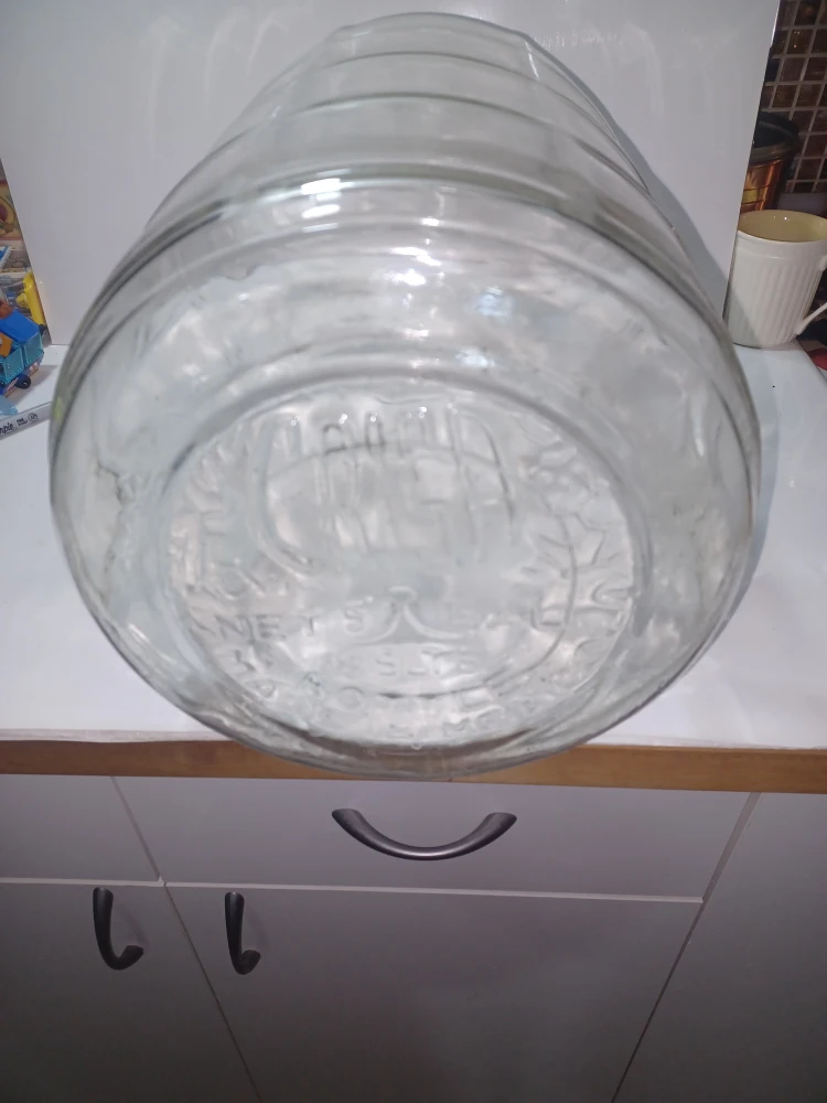 Vintage puro crate with Crisa 5 gal glass jug - photo 2