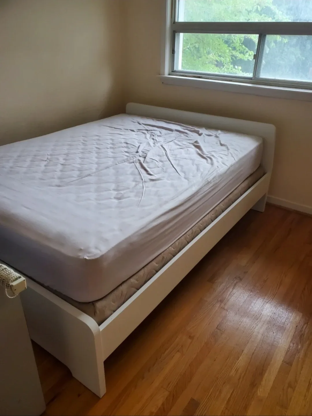 Queen mattress and box spring #Cleanout