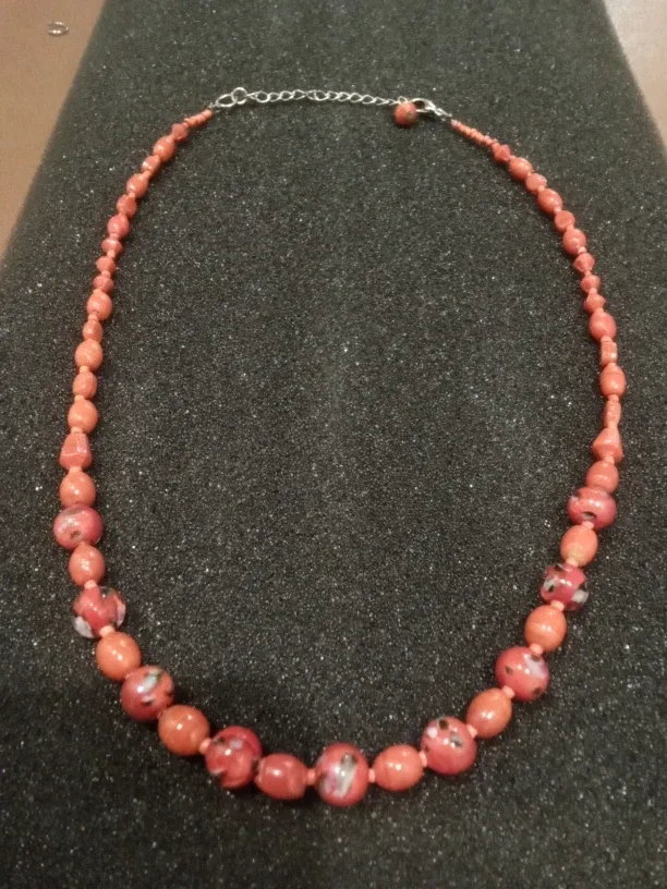 Red Coral Beaded Necklace image indicator(6)
