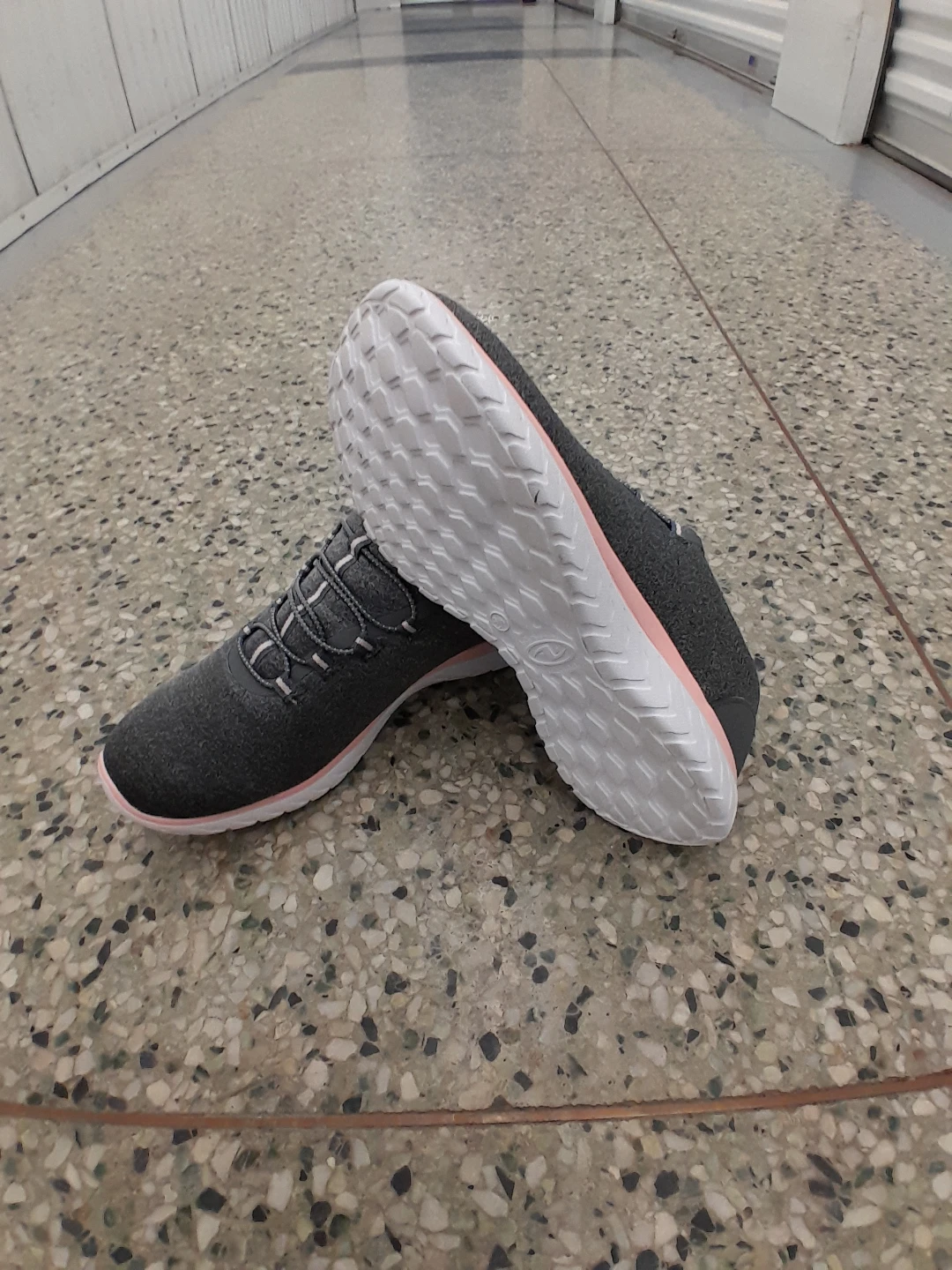 Athletic Works Grey & Pink Running Shoes Women's Size 9 - photo 3