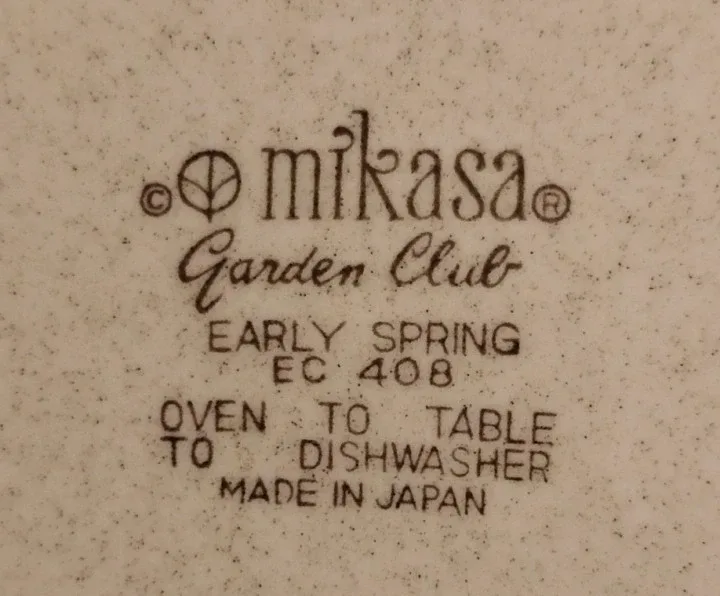 2 •   11" Mikasa Garden Club •  EC408  Early Spring Plates image indicator(2)