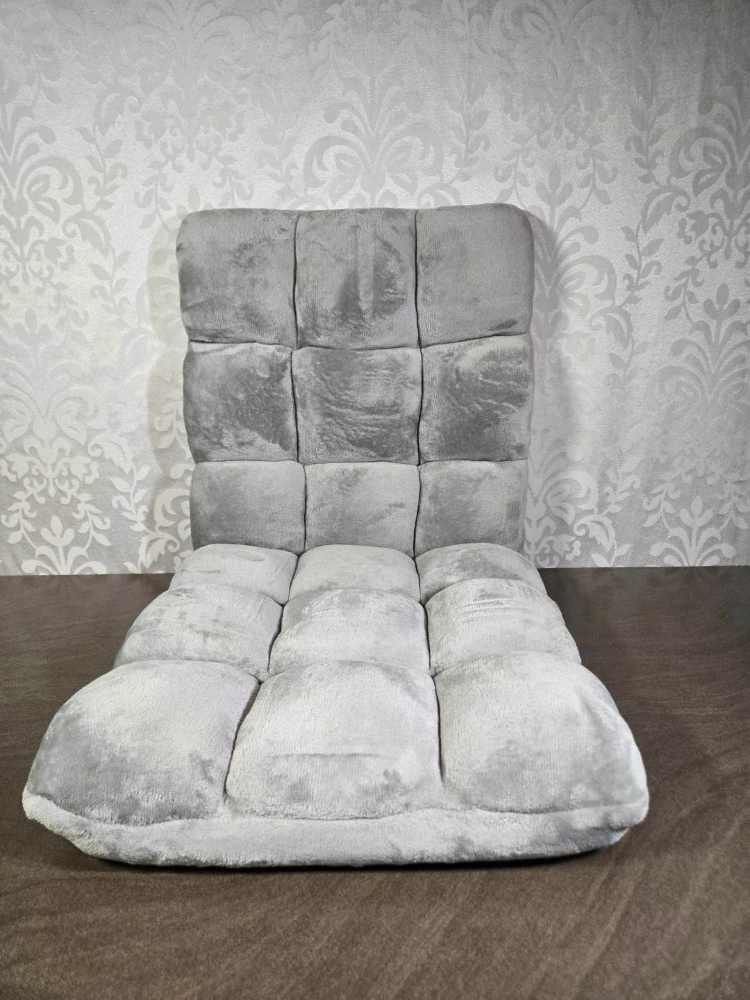 Grey Floor or Gaming Chair