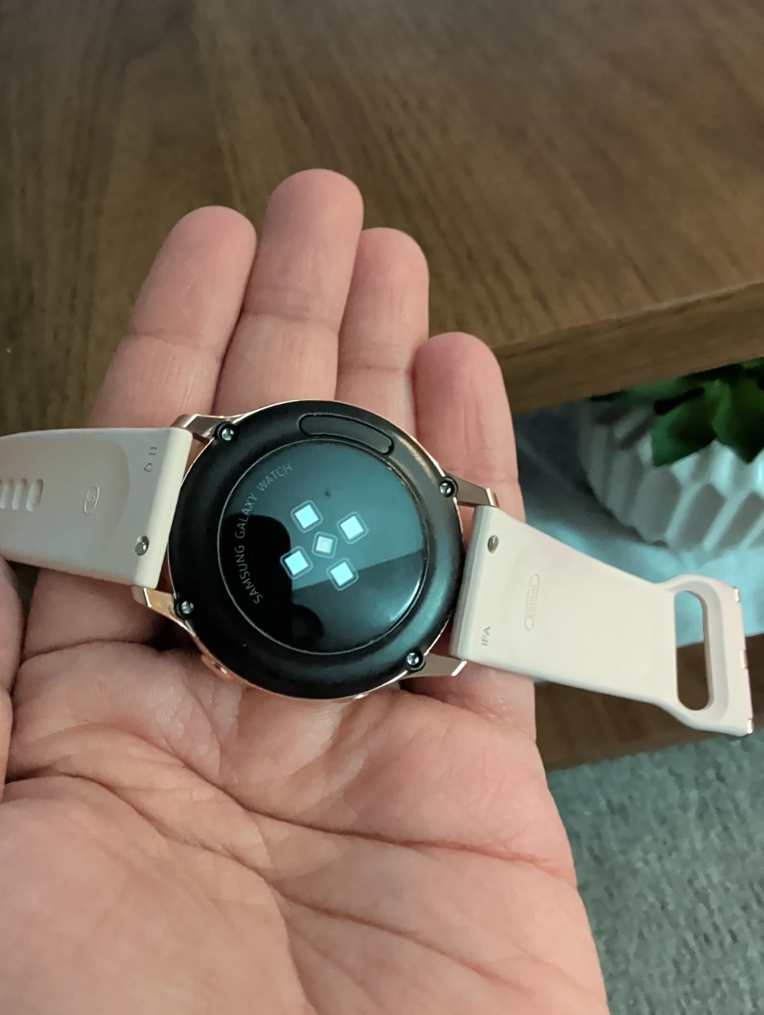 Samsung Galaxy Watch Active2 Pink - photo 2