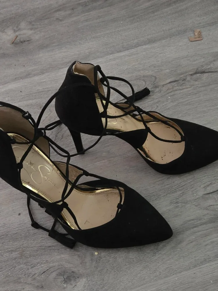 Jessica Simpson Black Heels