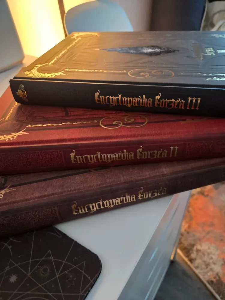 Final Fantasy XIV -Encyclopedia Eorzea I, II, III Books image indicator(3)