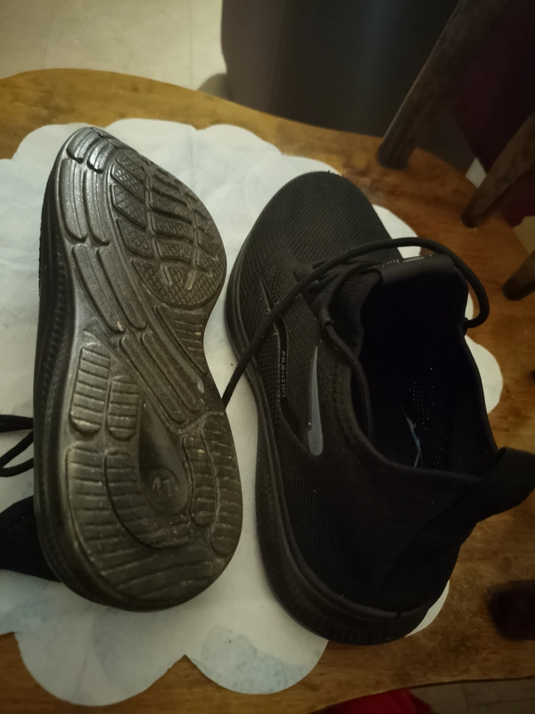 Black Sneakers - Size 41 - photo 3
