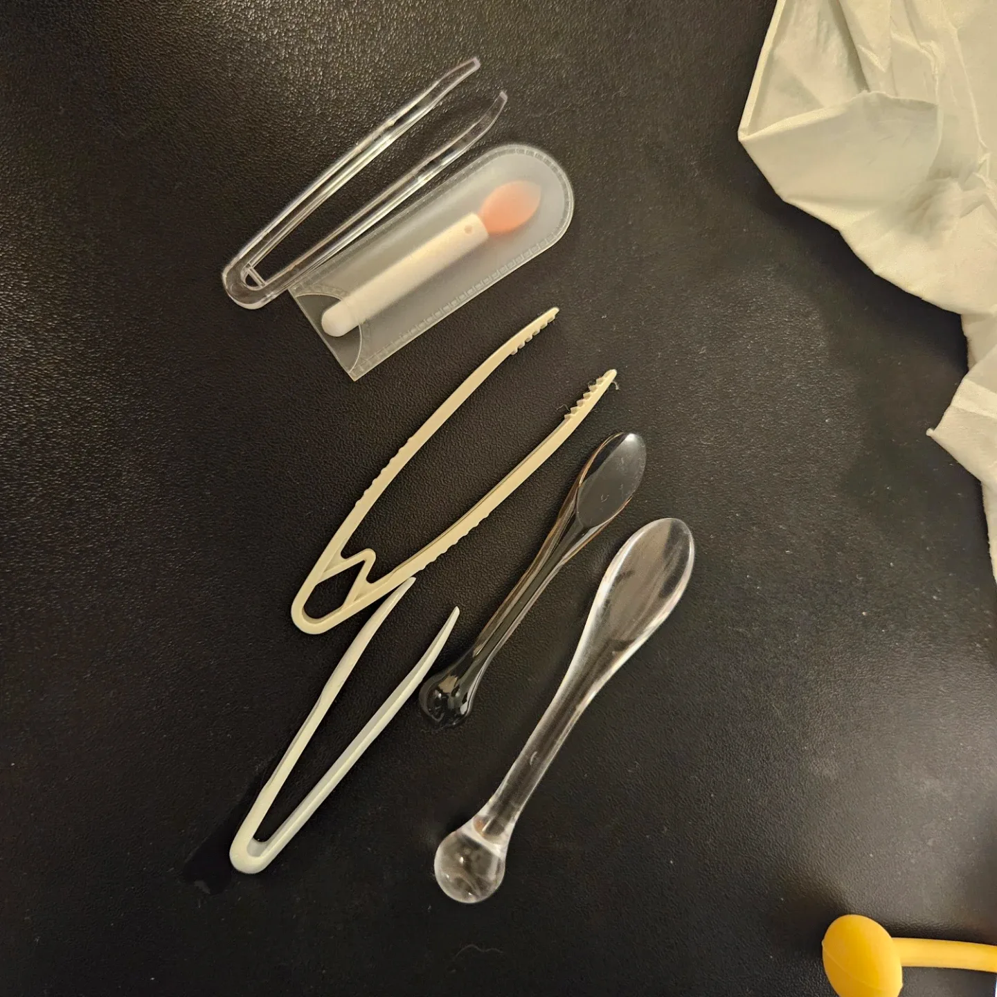 Assorted Plastic Skincare Tweezers and Spatulas NEVER USED