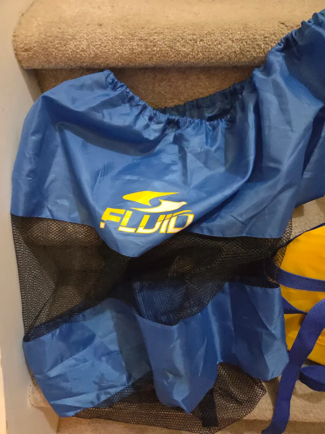 Fluid Adult Universal Life Vest image indicator(4)