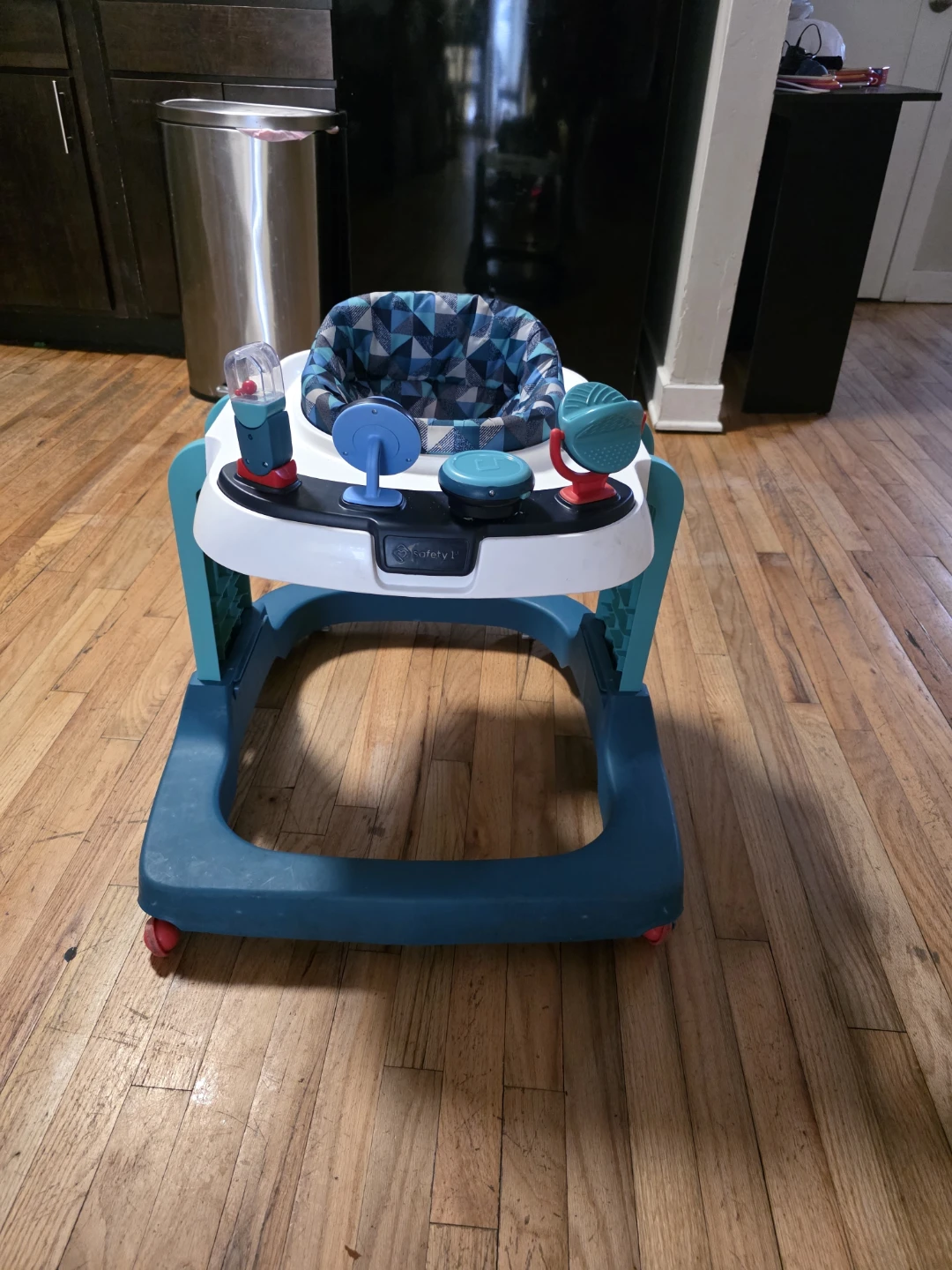 Safety 1st Baby Walker