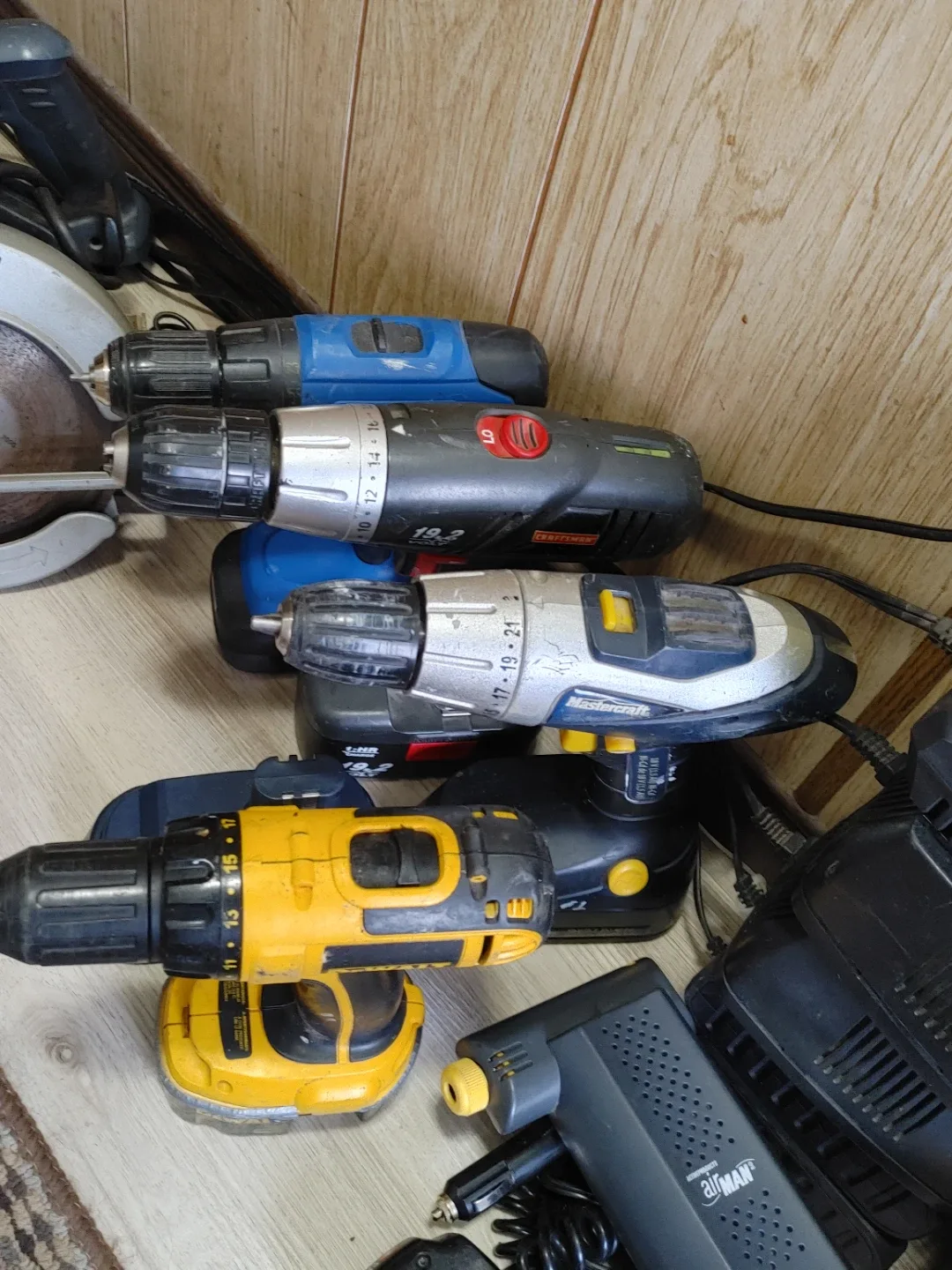 Mostly Ryobi cordless image indicator(6)