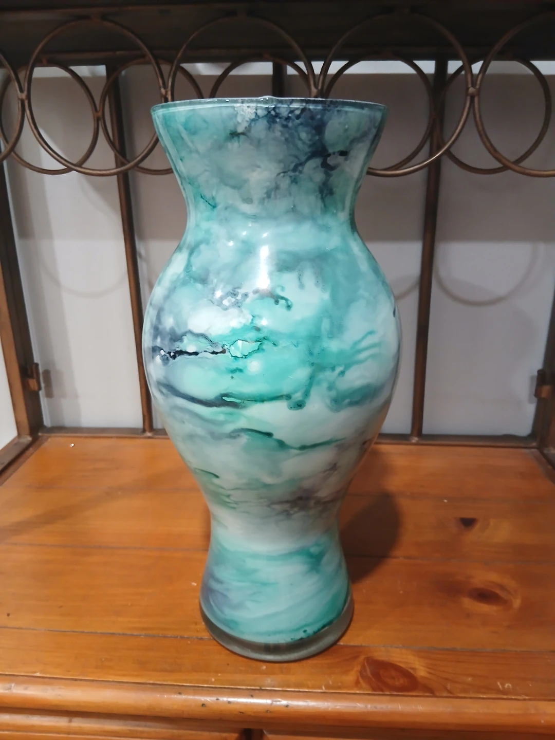 Swirl Patterned Glass Vase - photo 2