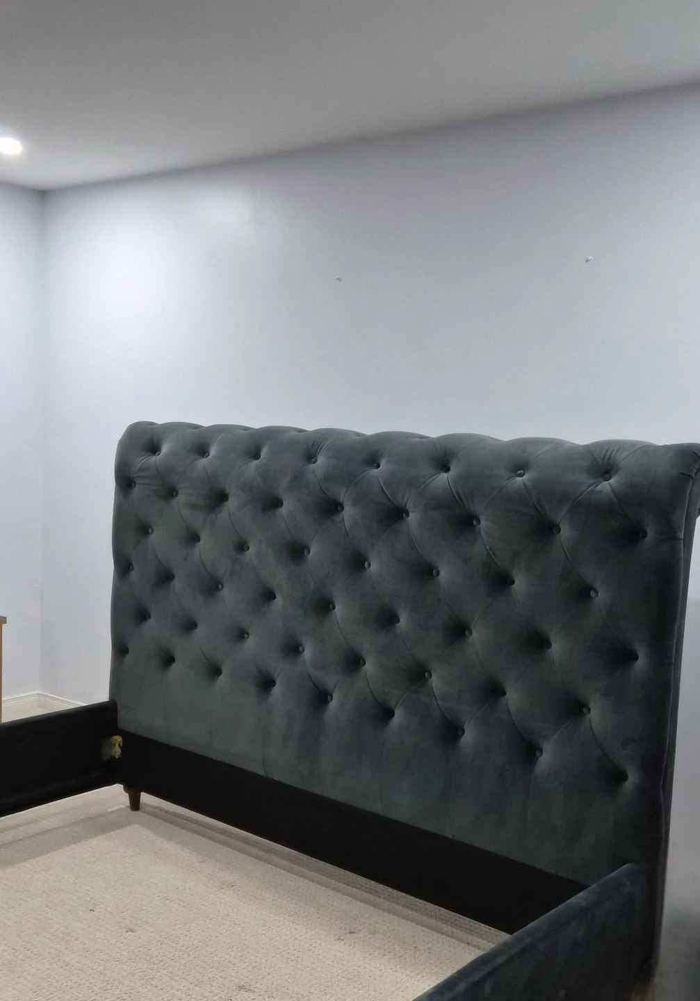 King bed frame 👀👀