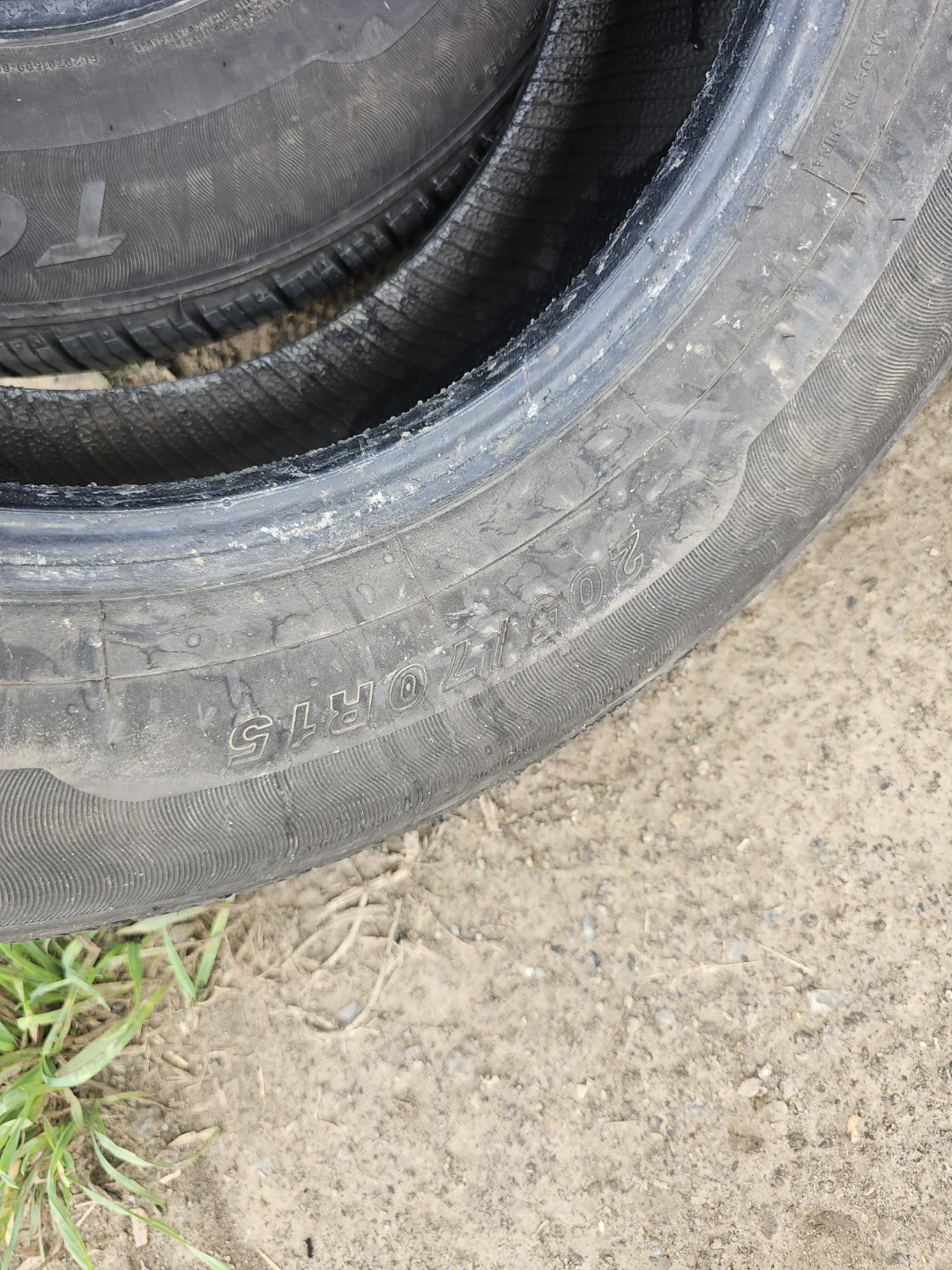 2XSailun 205/70R15 all season Tires only two
