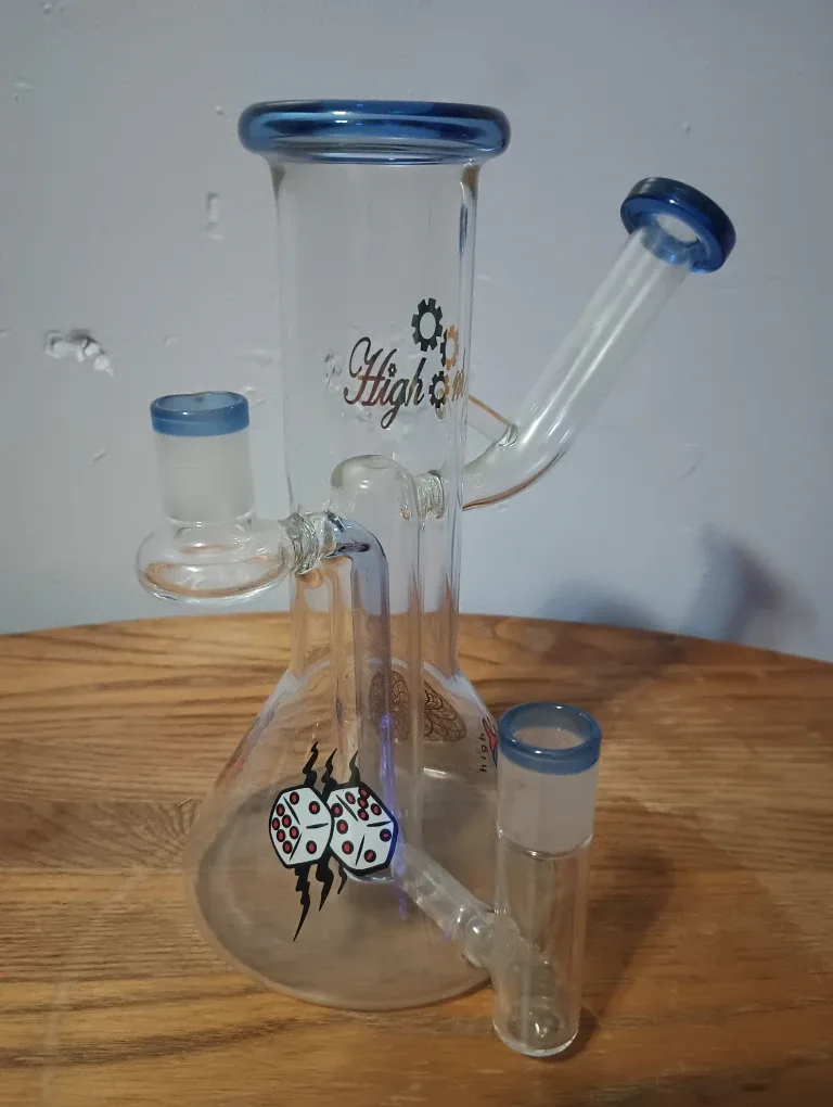 Beaker bong