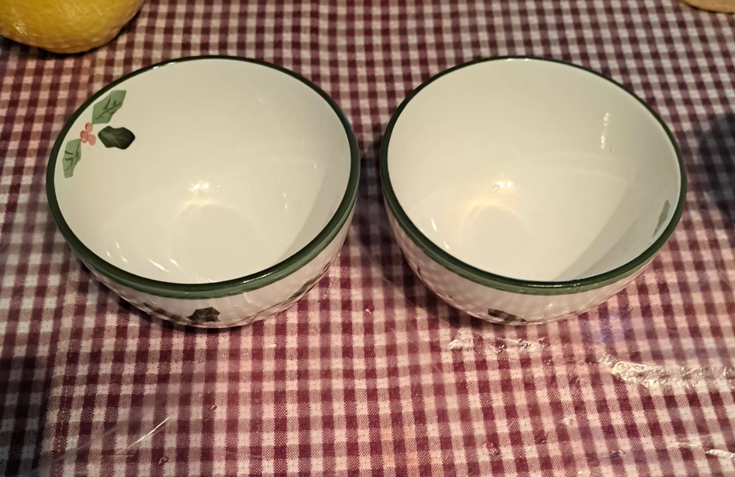 Tag Holly Berry Bowls - Set of 2