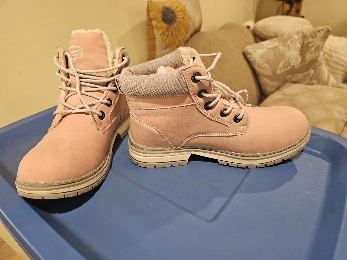 Pink Fashion Trademark Winter Boots size 9