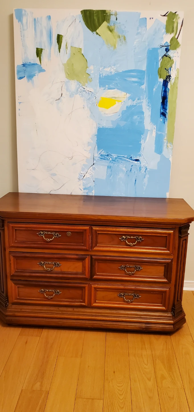 Wood Dresser with 6 Drawers