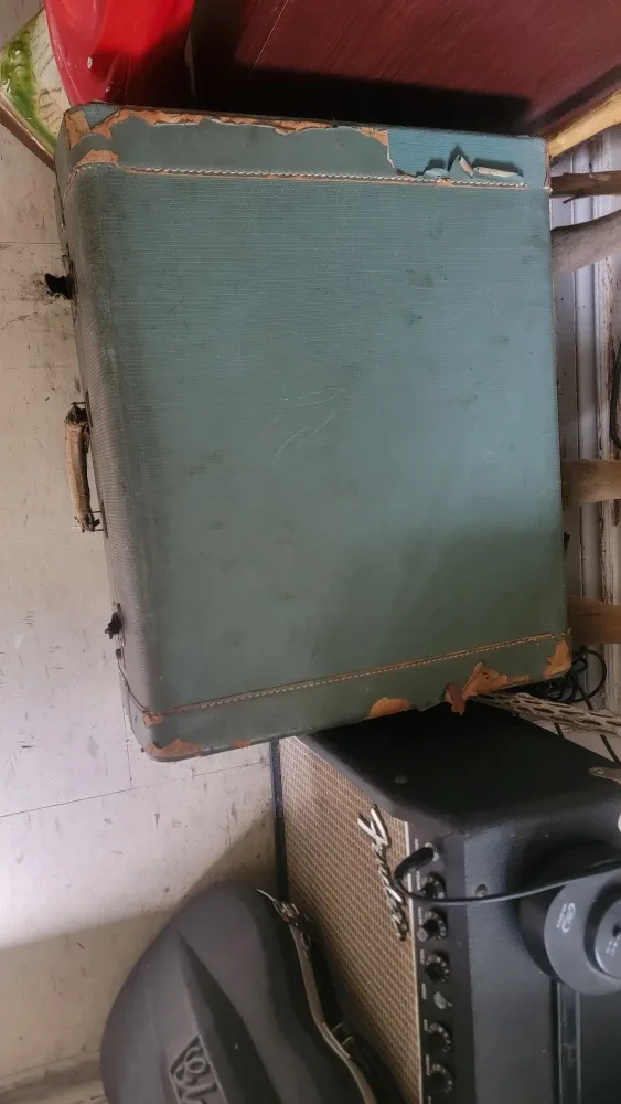 Castelfidardo Crestline Accordion Model 411M