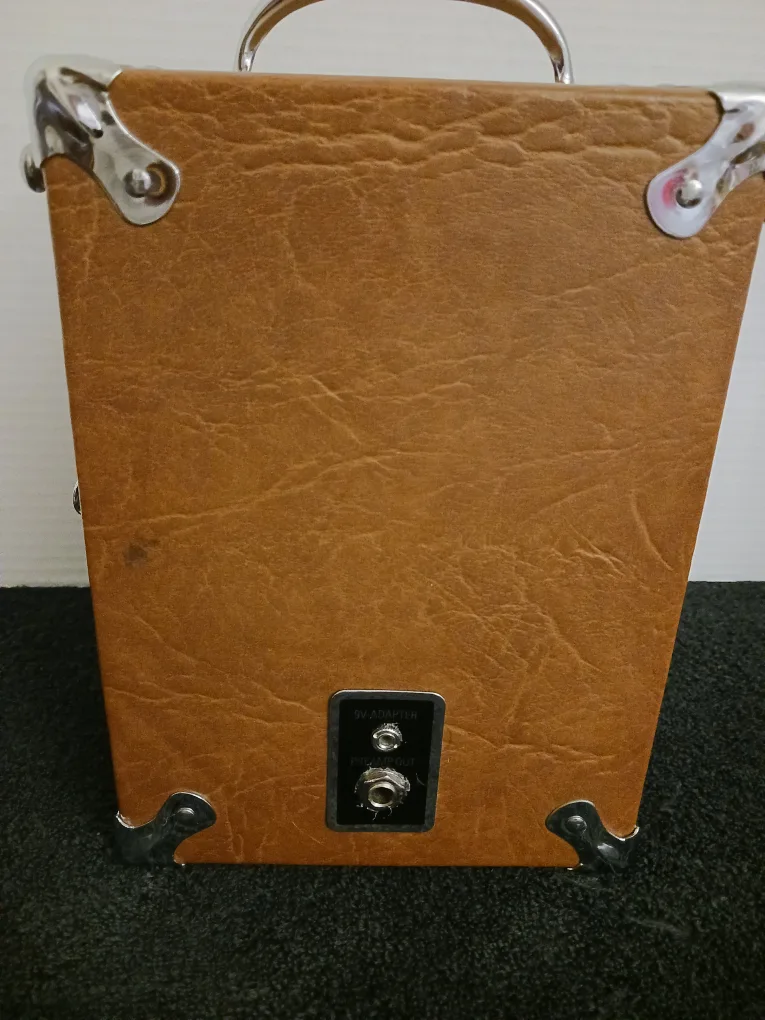 Original Pignose 7-100-R Portable Guitar Amp.Hong Kong 5 watts image indicator(7)