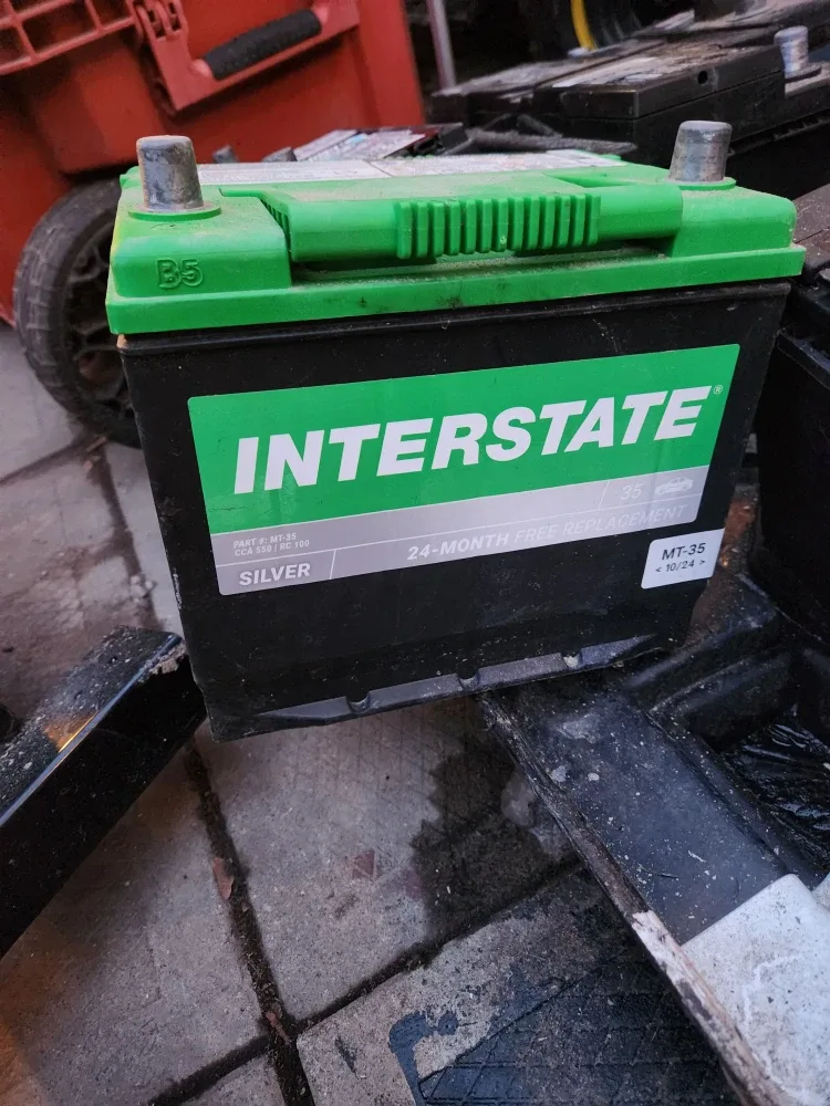 Motomaster OEPlus Automotive Battery