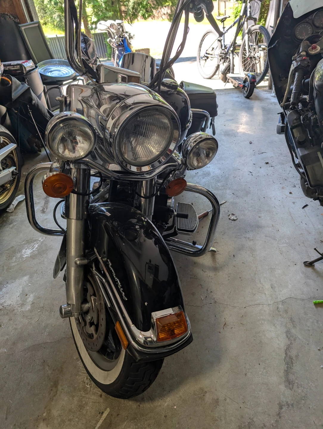Harley-Davidson Road King Motorcycle - photo 2