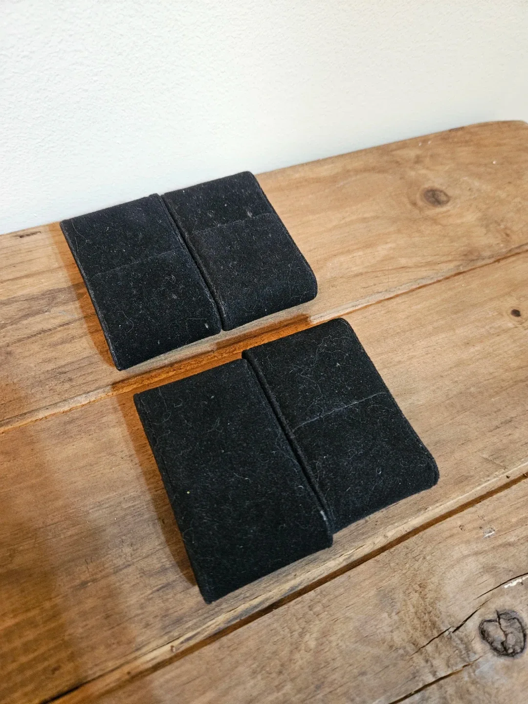 Black Velvet Earring Display Stands