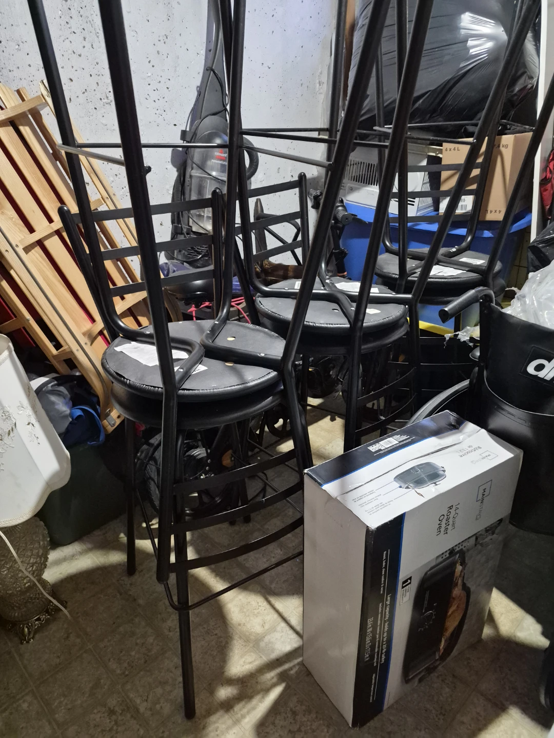 Black Bar Stool times 4 - photo 2