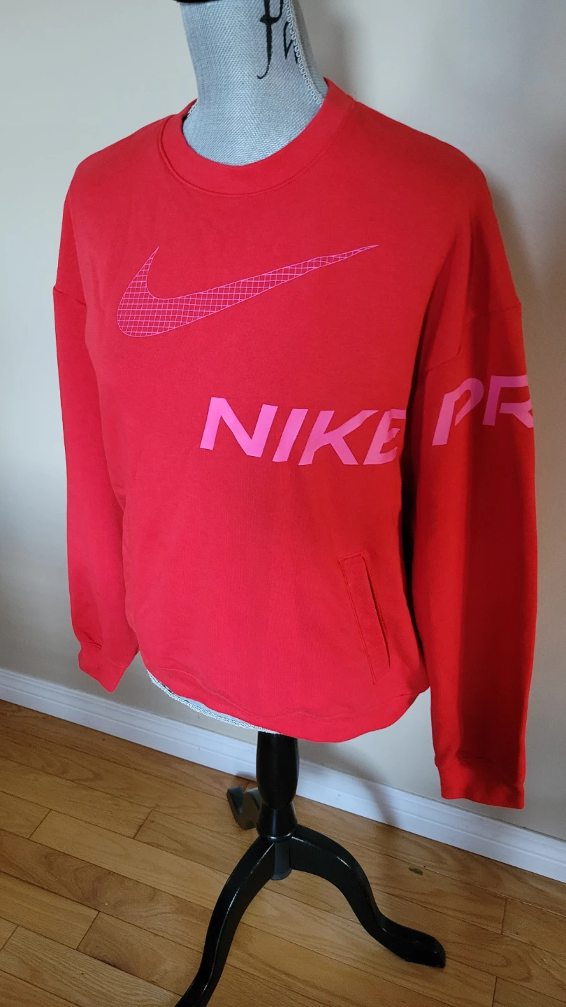 Brand New Nike Pro Red Pullover Sweatshirt Size S/M