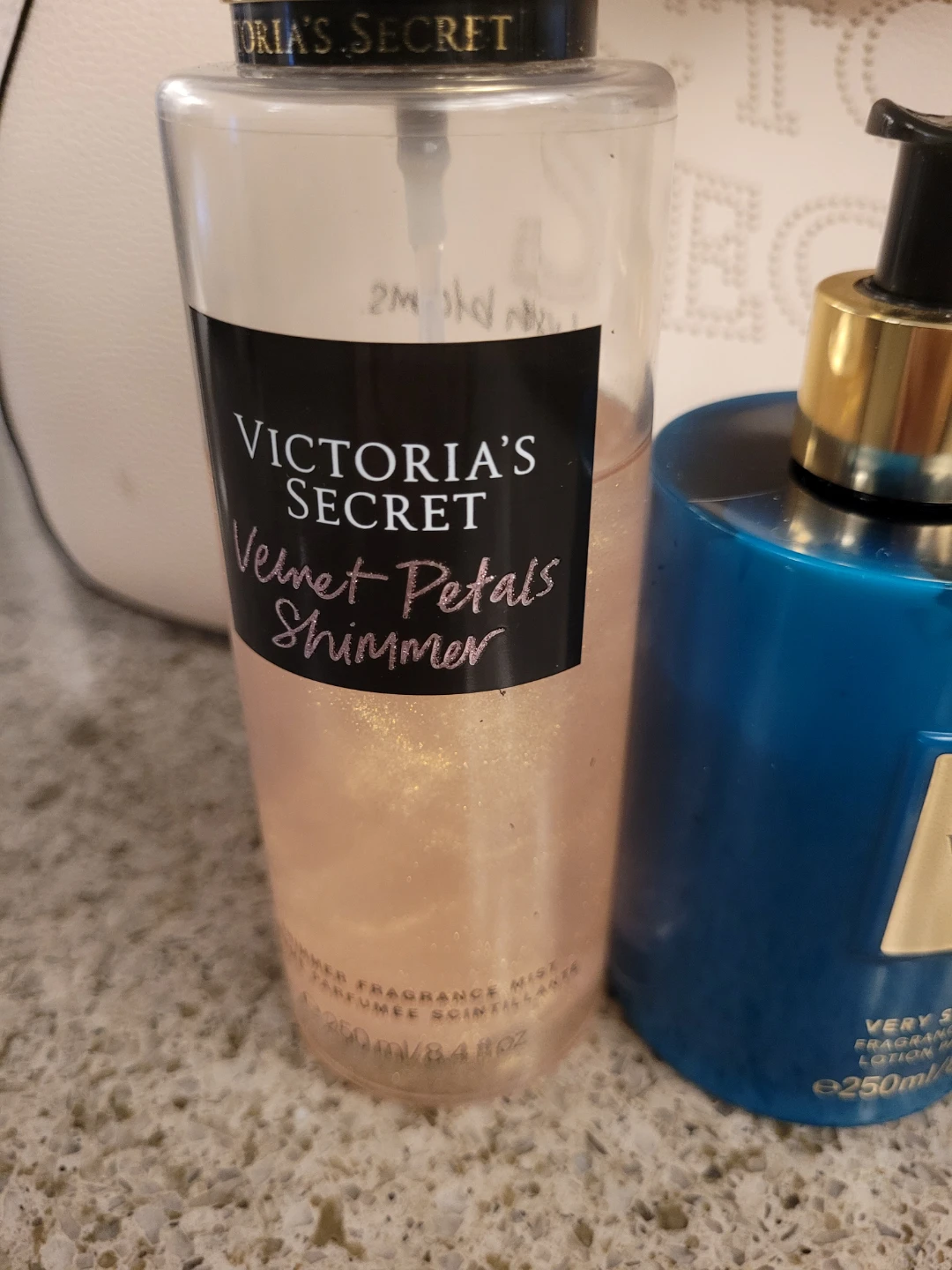 Victoria's Secret Velvet Petals Shimmer & Very Sexy Sea Lotion - photo 4