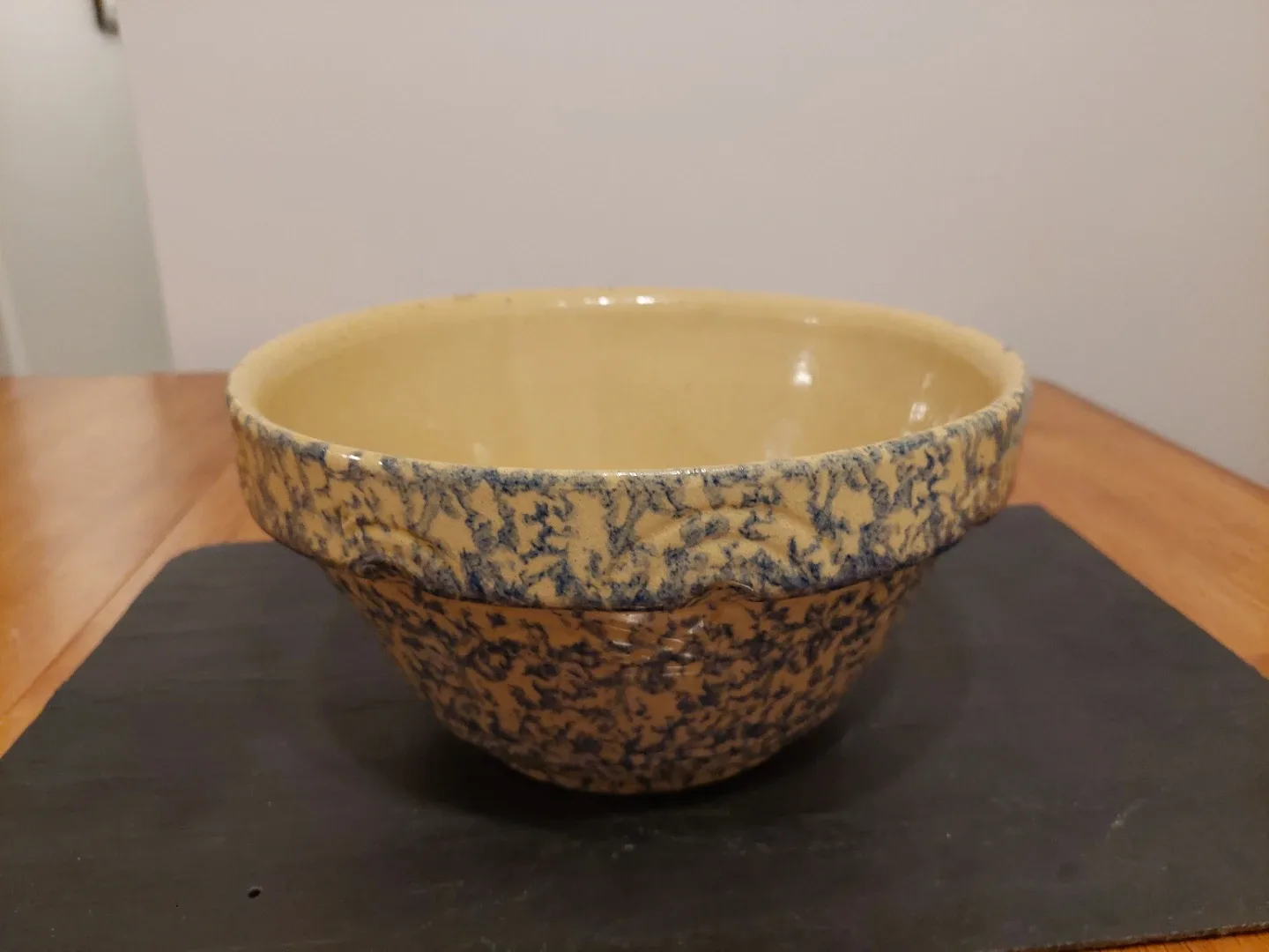 Speckled Stoneware Mixing Bowl image indicator(6)